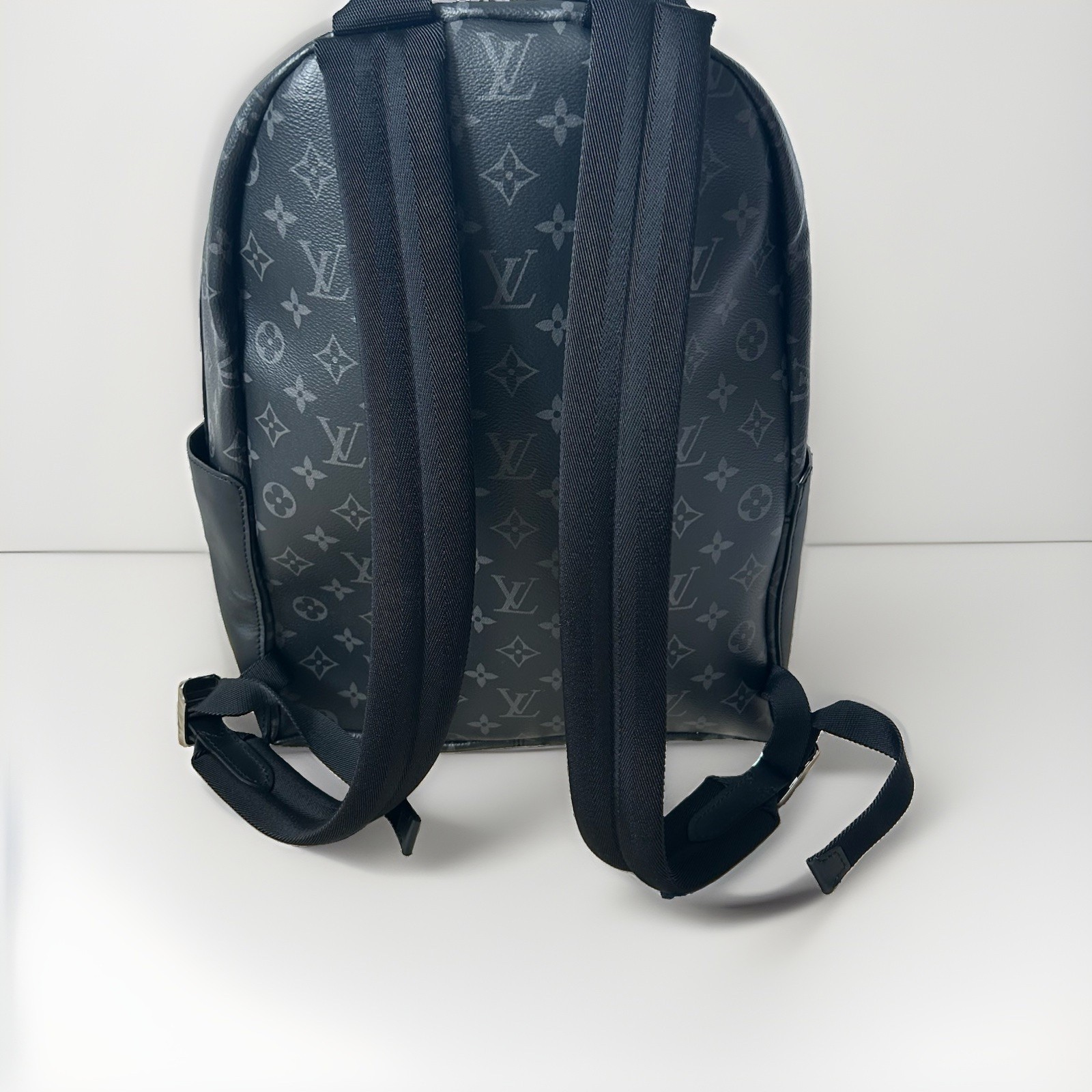 Louis Vuitton Discovery PM Backpack Monogram Eclipse Black Canvas NWT Authentic