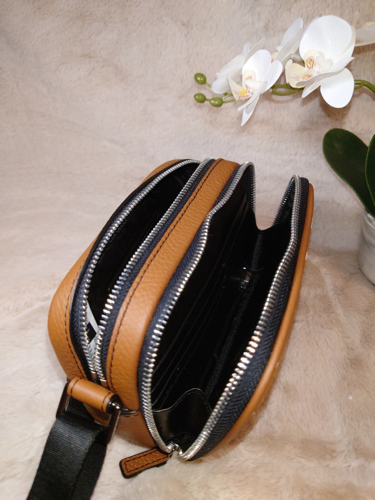 Michael Kors Cooper Micro Crossbody Bag Mini MK logo PVC Black & Brown Nwts