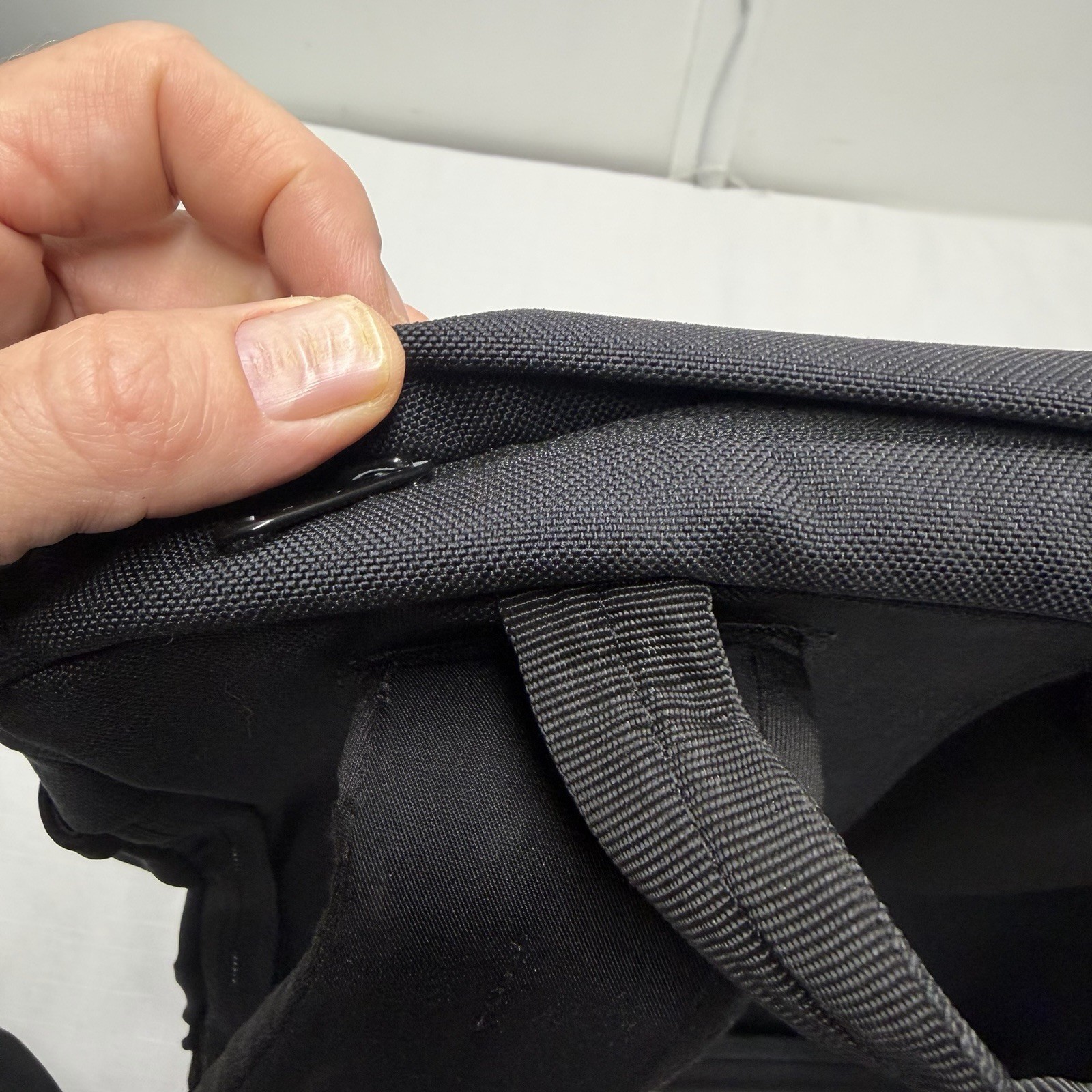 Koala Gear Joey Backpack Everyday Ergonomic Bag Kickstarter Microfiber Black 🔥