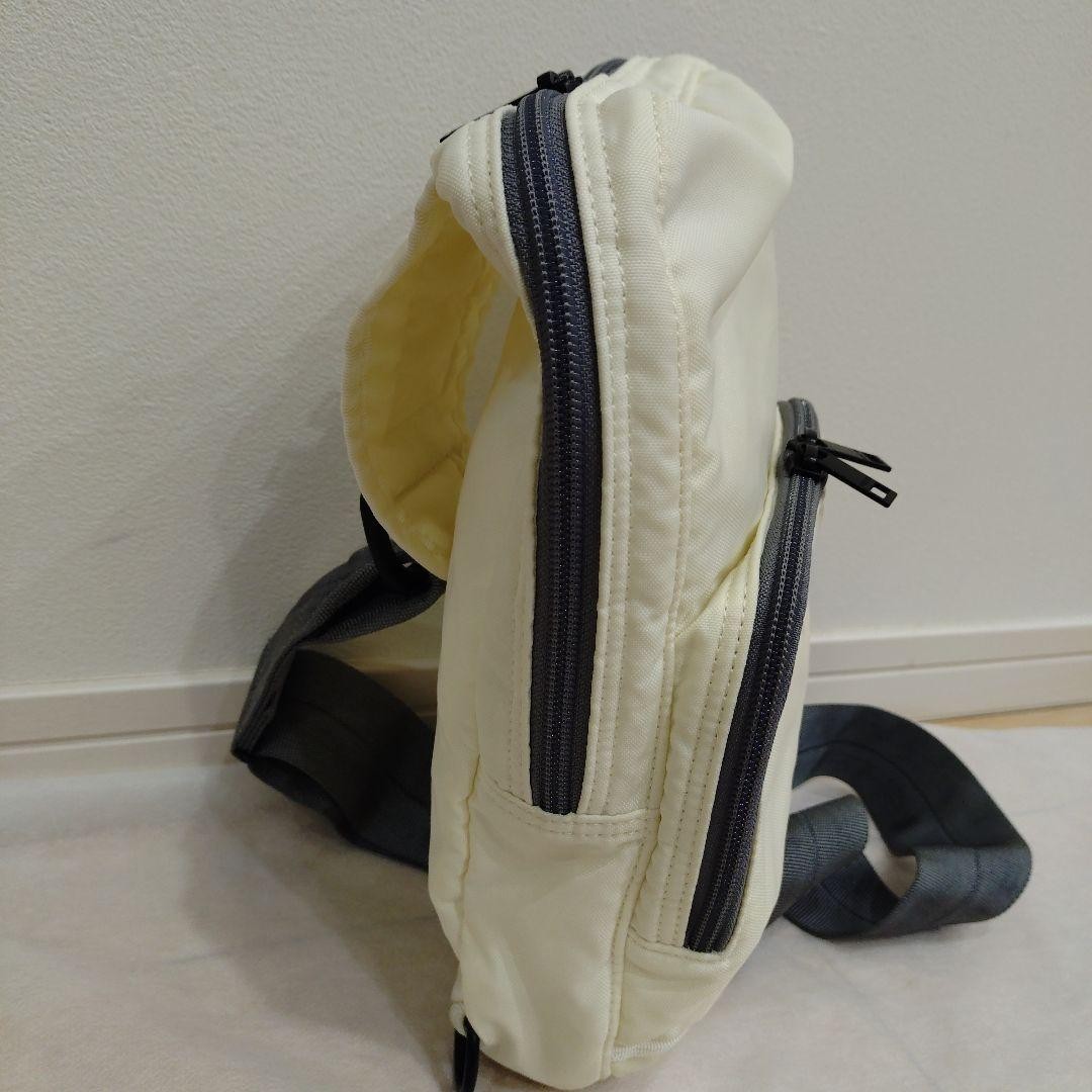 Authentic Porter Flash Shoulder Bag White 18cm x 32cm x 6cm Excellent Condition