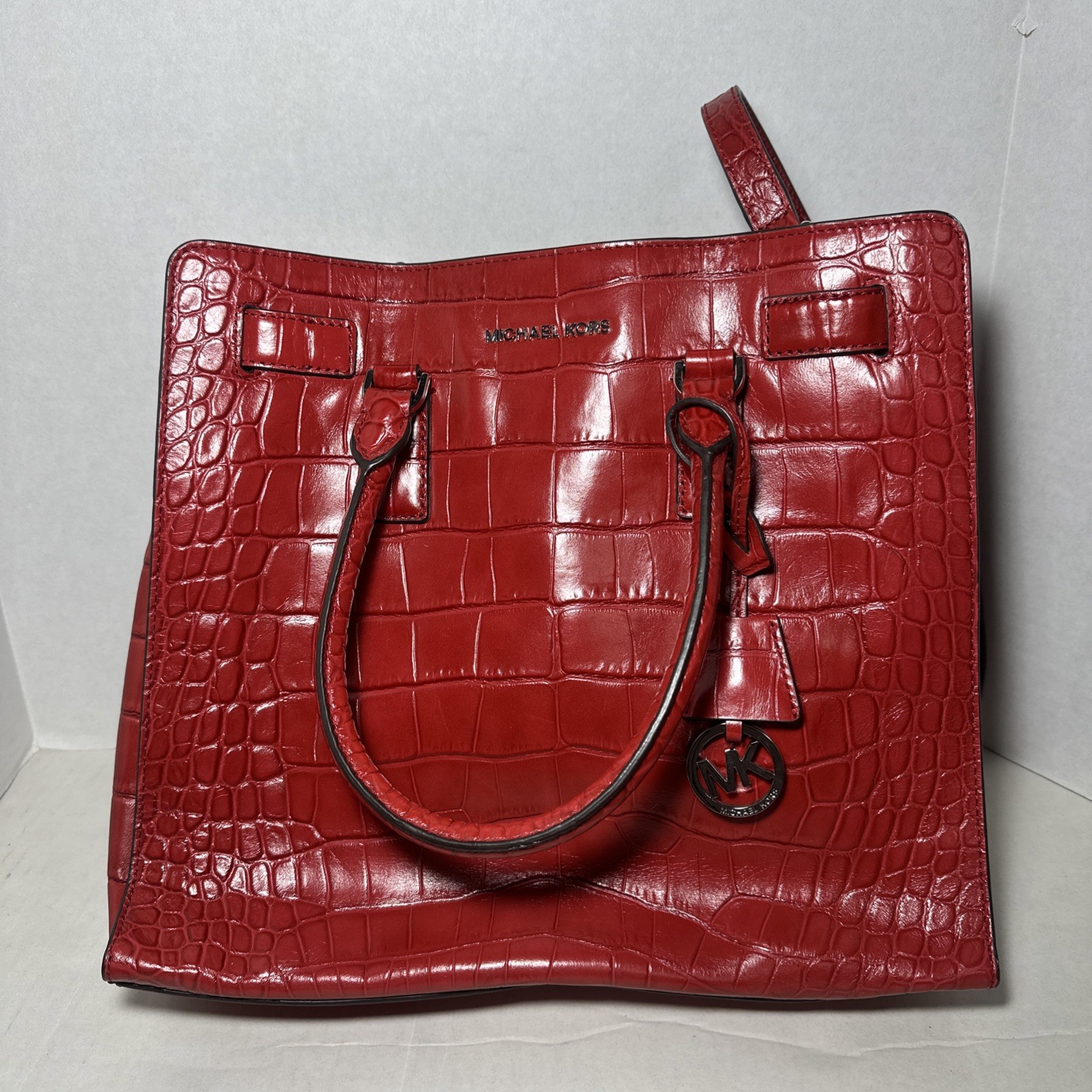 Michael Kors Tote Shoulderbag Dillon Crocodile Red Leather Removable Strap EUC