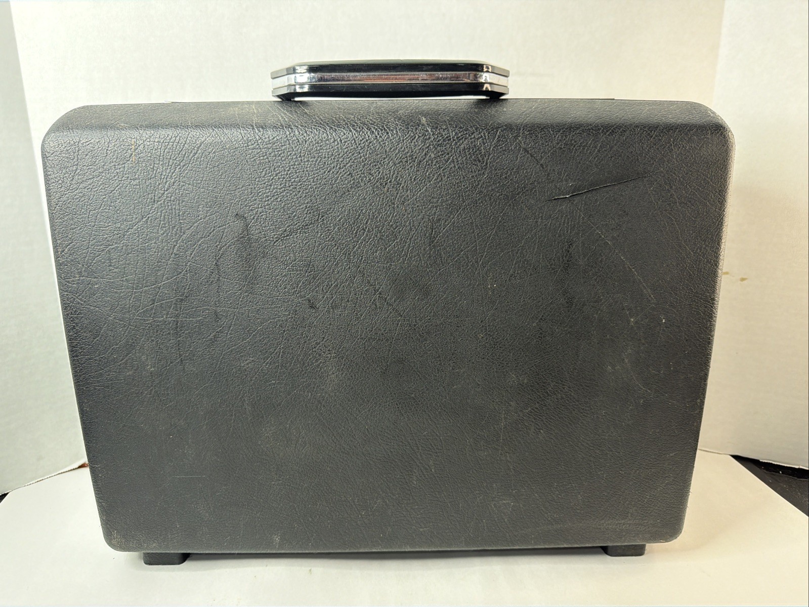 Samsonite Classic Gray Hard Shell BriefCase 18×13.5″ No Key VTG Office