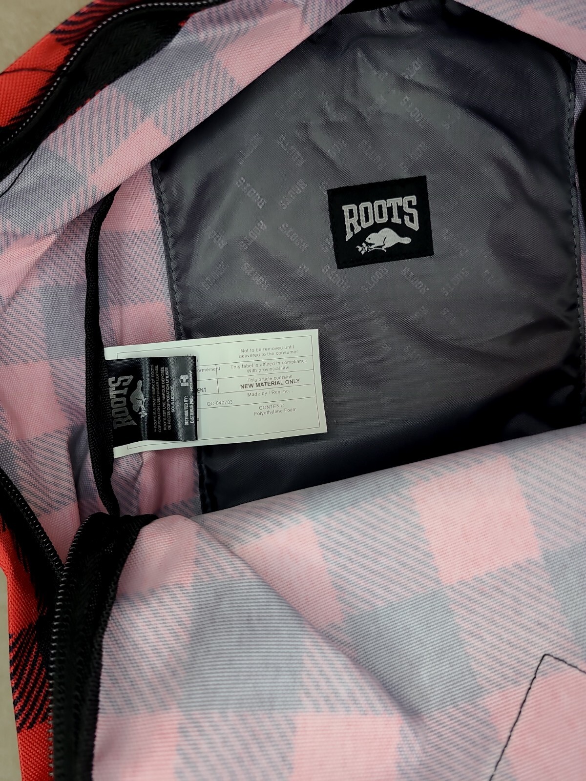 Roots Canada Feather-Weight Buffalo Plaid Backpack Water Resistant New With Tags