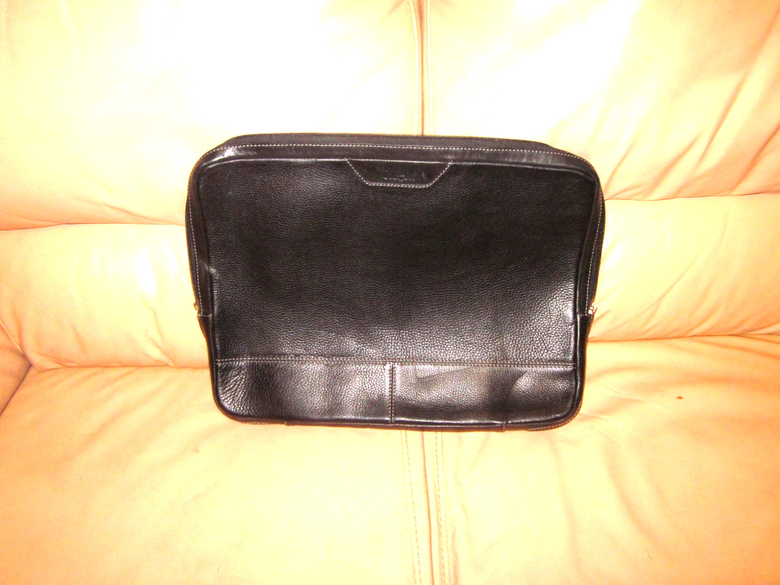 Cole Hann Black Leather Document-Portfolio-Laptop Sleeve Organizer Zipper Bag