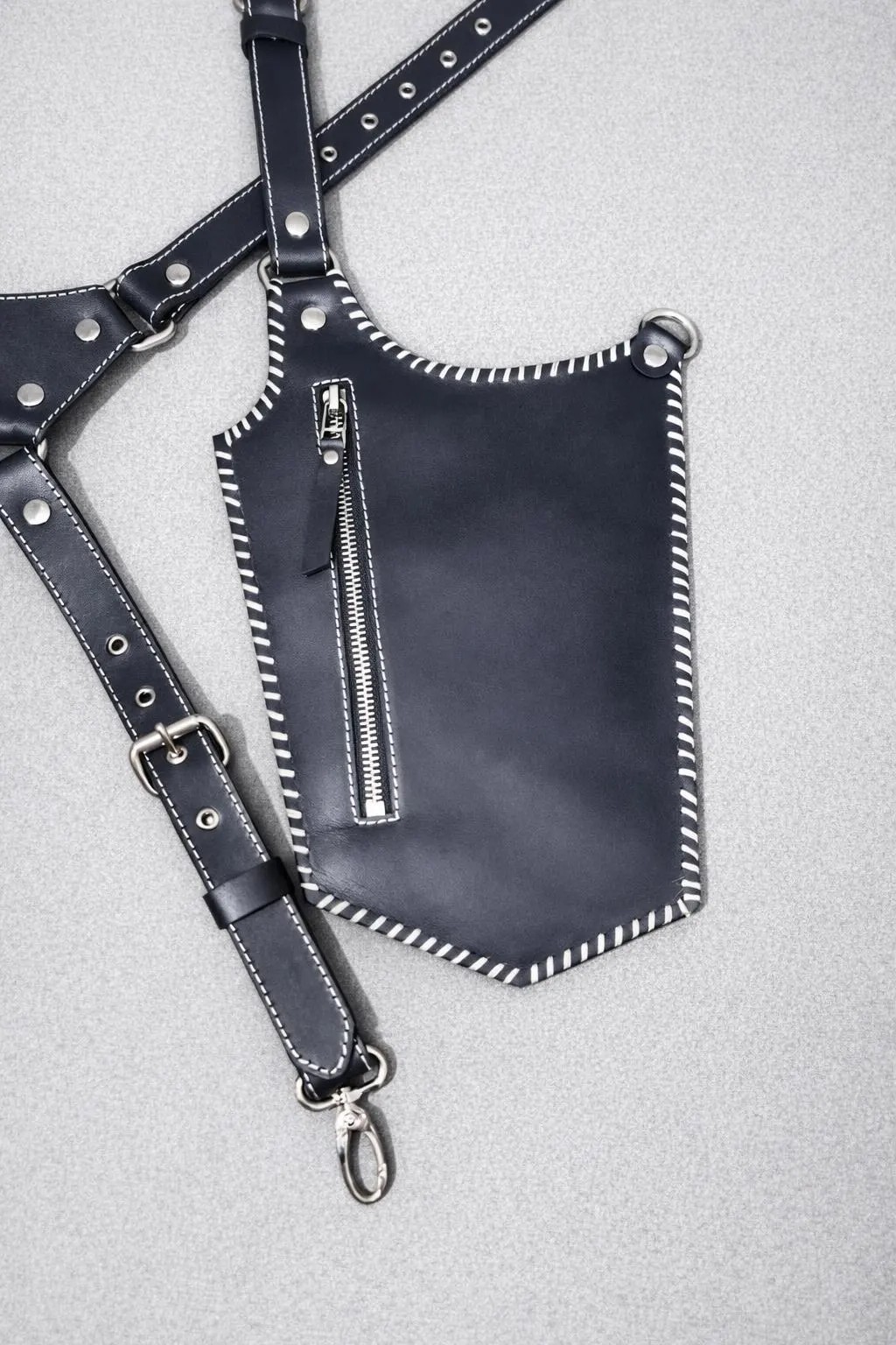 Mobile Holster Adjustable Harness with Zippered-Bags, Vintage Shoulder Holster