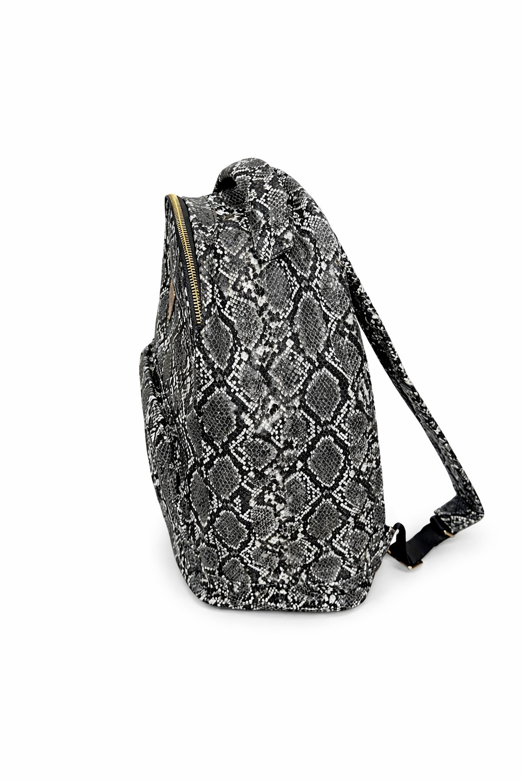 Mint Brand Cobra Leather Backpack – Bold Snakeskin Design