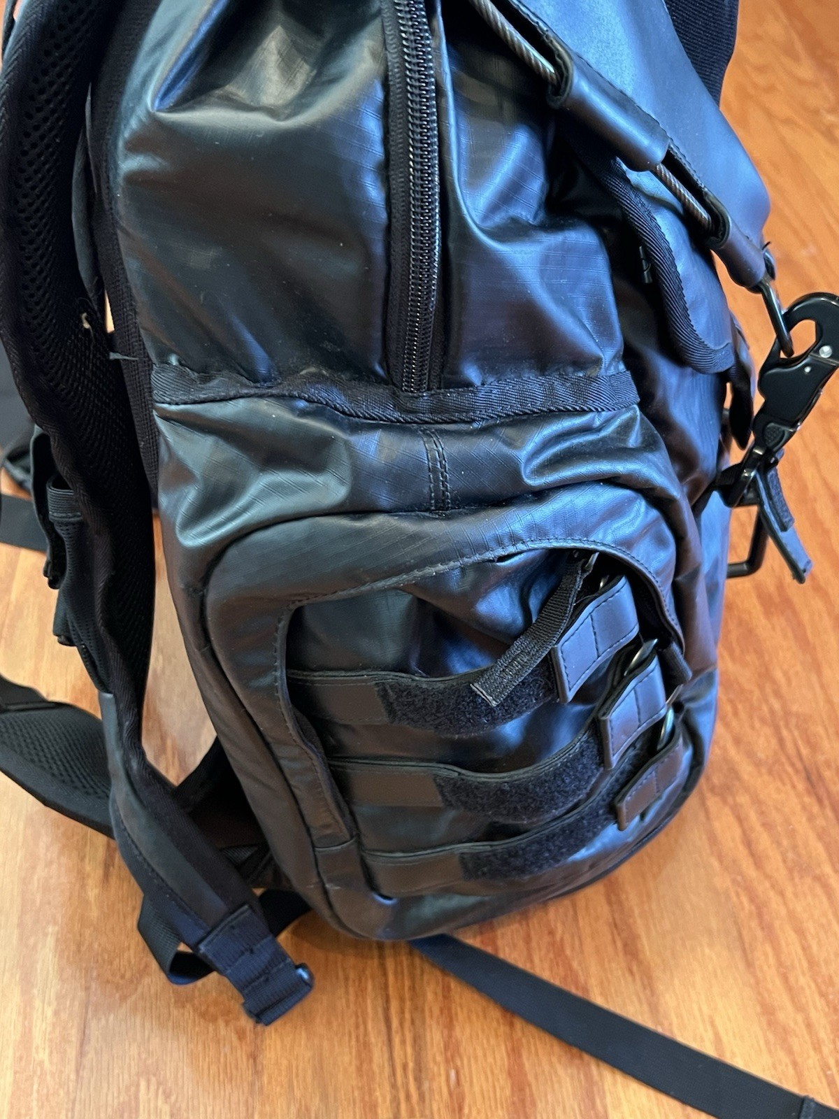 Oakley Kitchen Sink LX Designer Backpack Shiny Stealth Black Military Bag Luxury