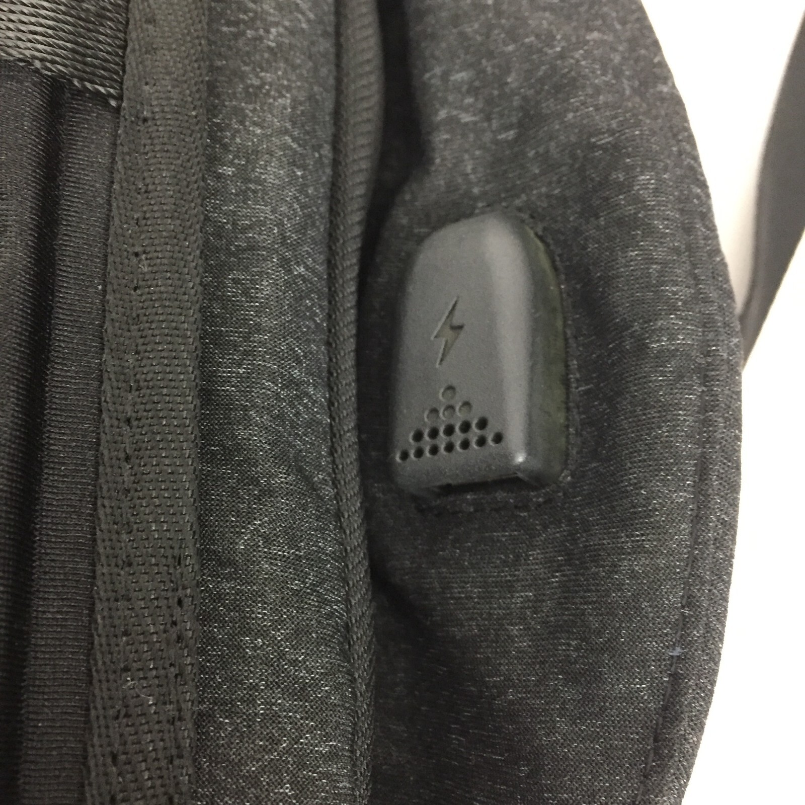 ARCTIC HUNTER Waterproof USB Charge Laptop Business Backpack School Bag NEW