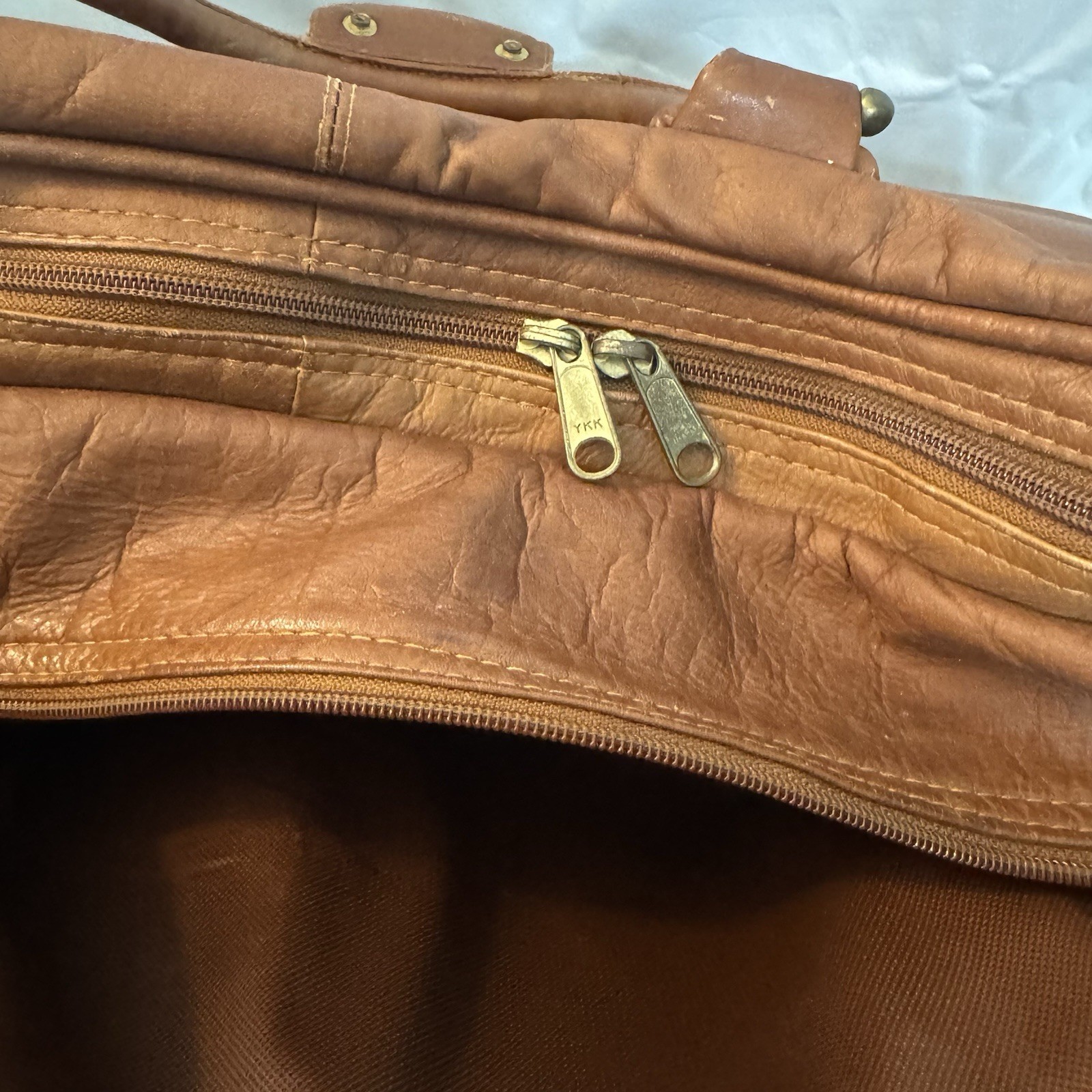 VTG Duffle Bag Genuine Leather Chestnut Brown Travel Bag Made In Columbia 20×13”