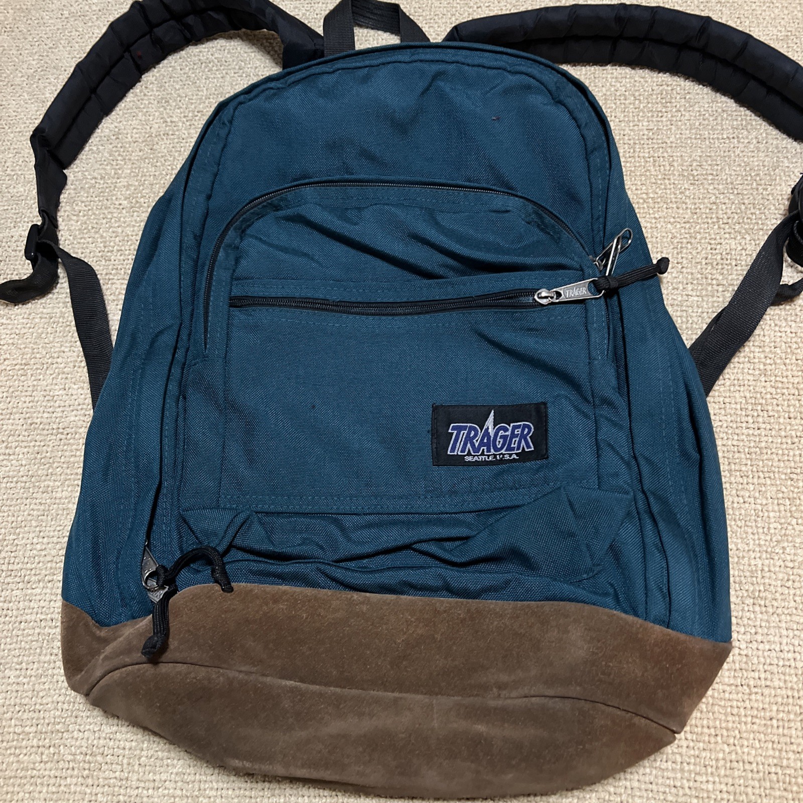Vintage Trager Seattle USA Leather Bottom Trim Top Load Vtg Retro Backpack