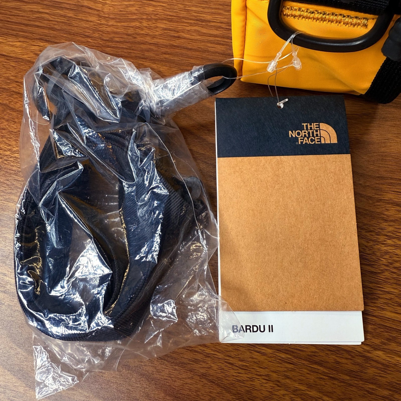 The North Face Explore Bardu II Square Yellow Gold & Black Crossbody Bag Adult