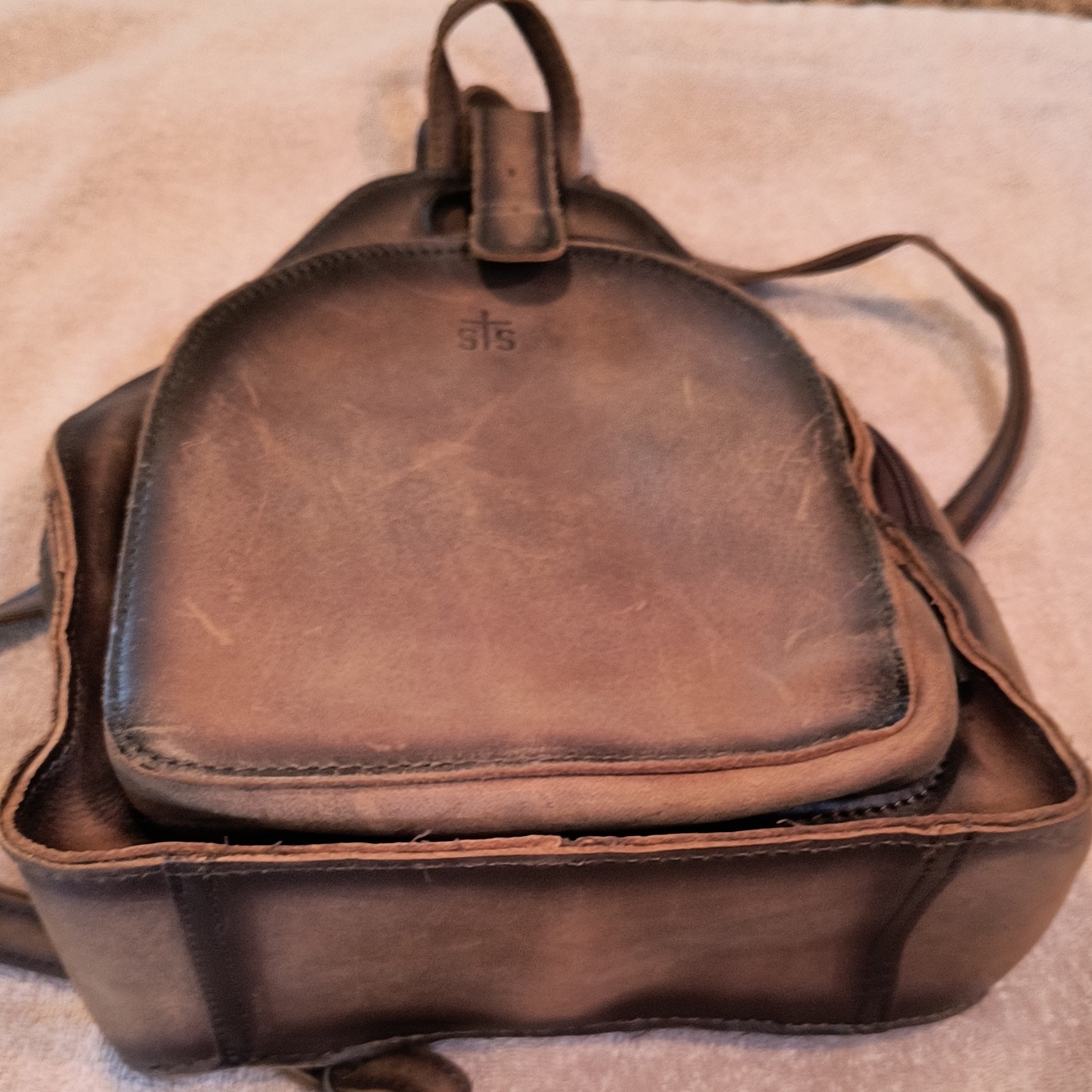 STS Brown Backpack Zip Closure with Outer & Inner Pockets Shoulder Strap