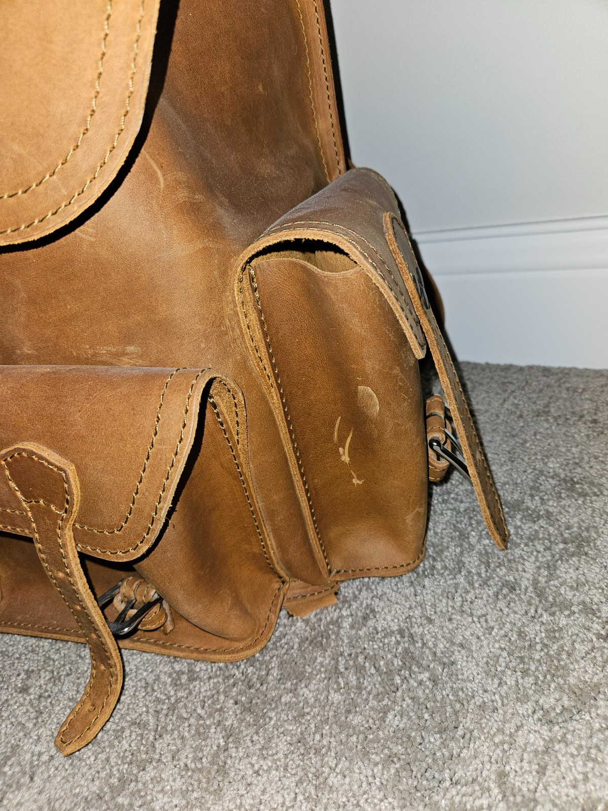 Saddleback Leather Co. Front Pocket Backpack – (Tobacco)