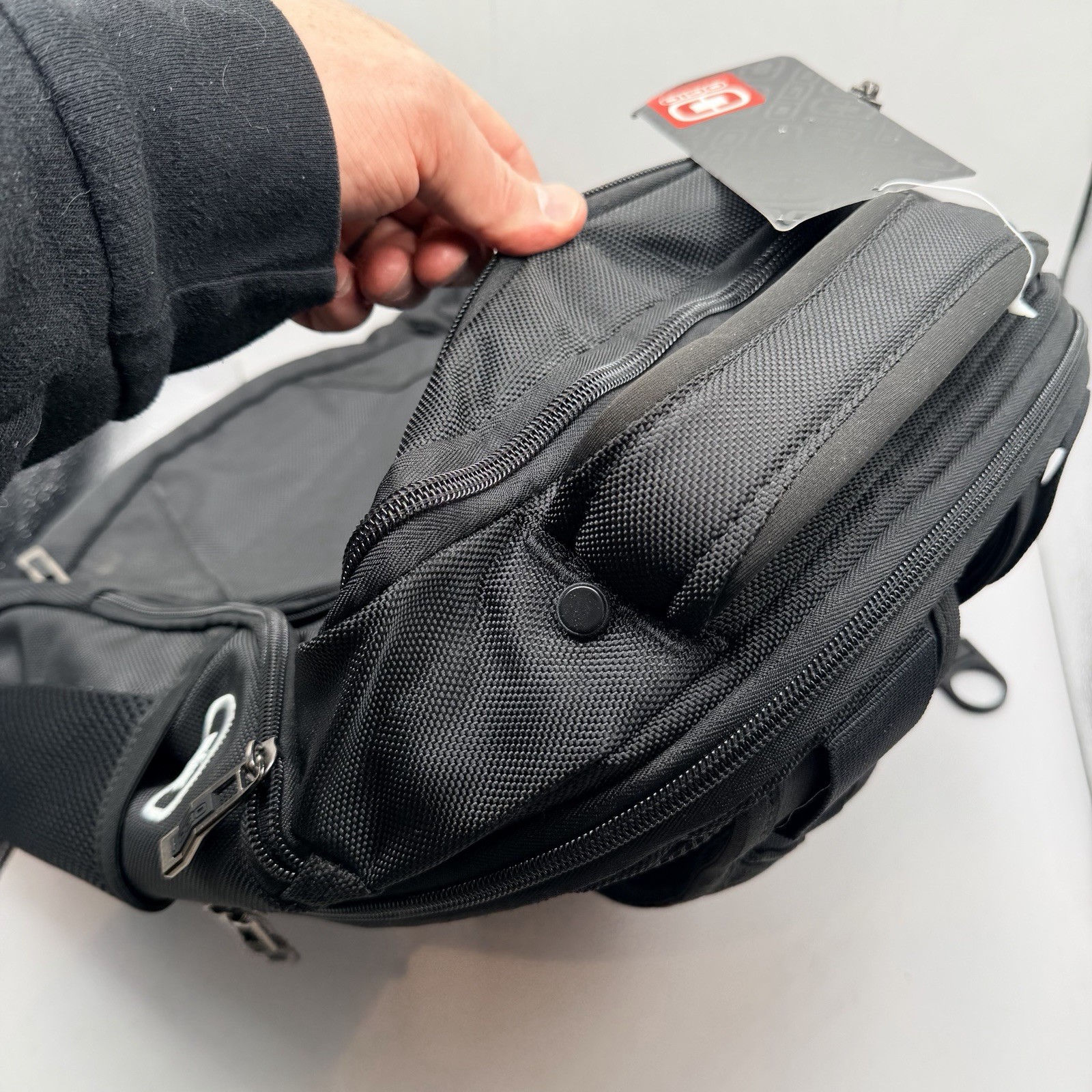 Ogio Backpack Black Technologio Airflow System Netgear New With Tags