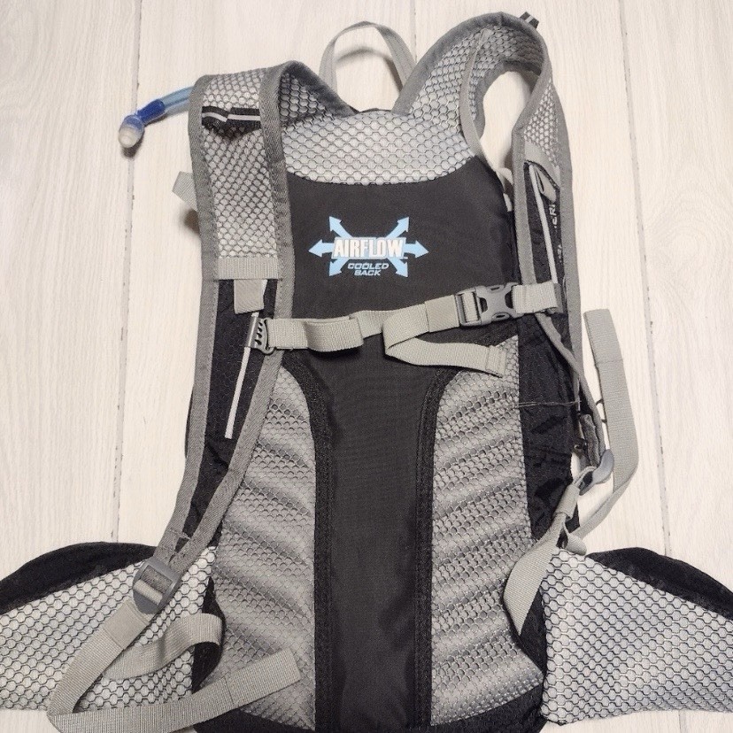 high sierra Hydration Backpack 14L Black Airflow Cooled