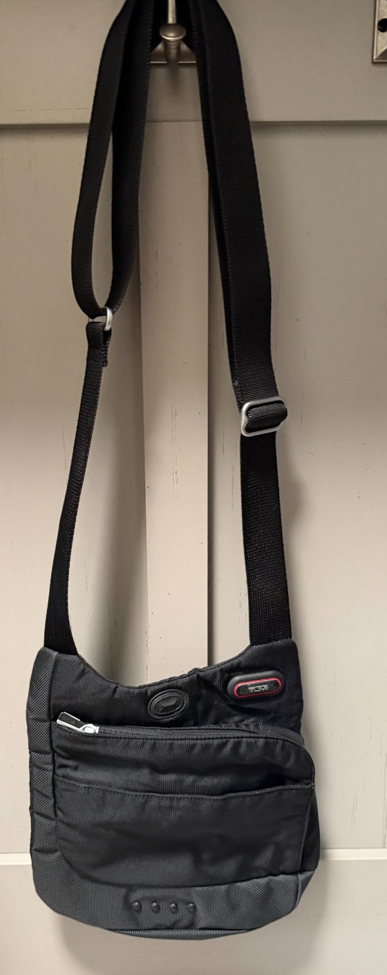 TUMI T-Tech Lightweight Nylon Flap Magnetic Closure Crossbody Shoulder Black Bag