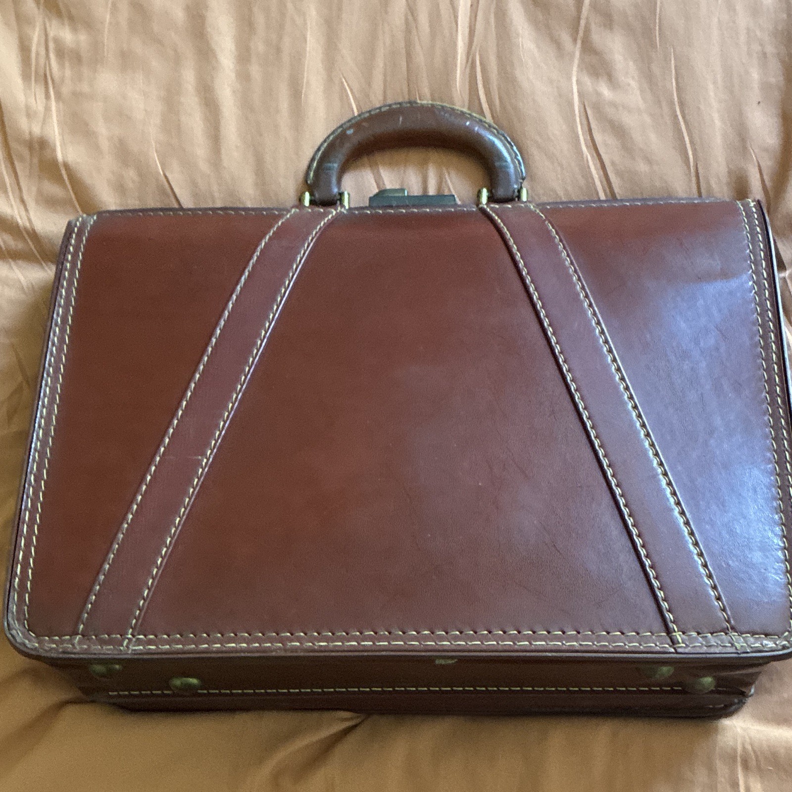 VTG Briefcase/Document Case Top Handle Unique!