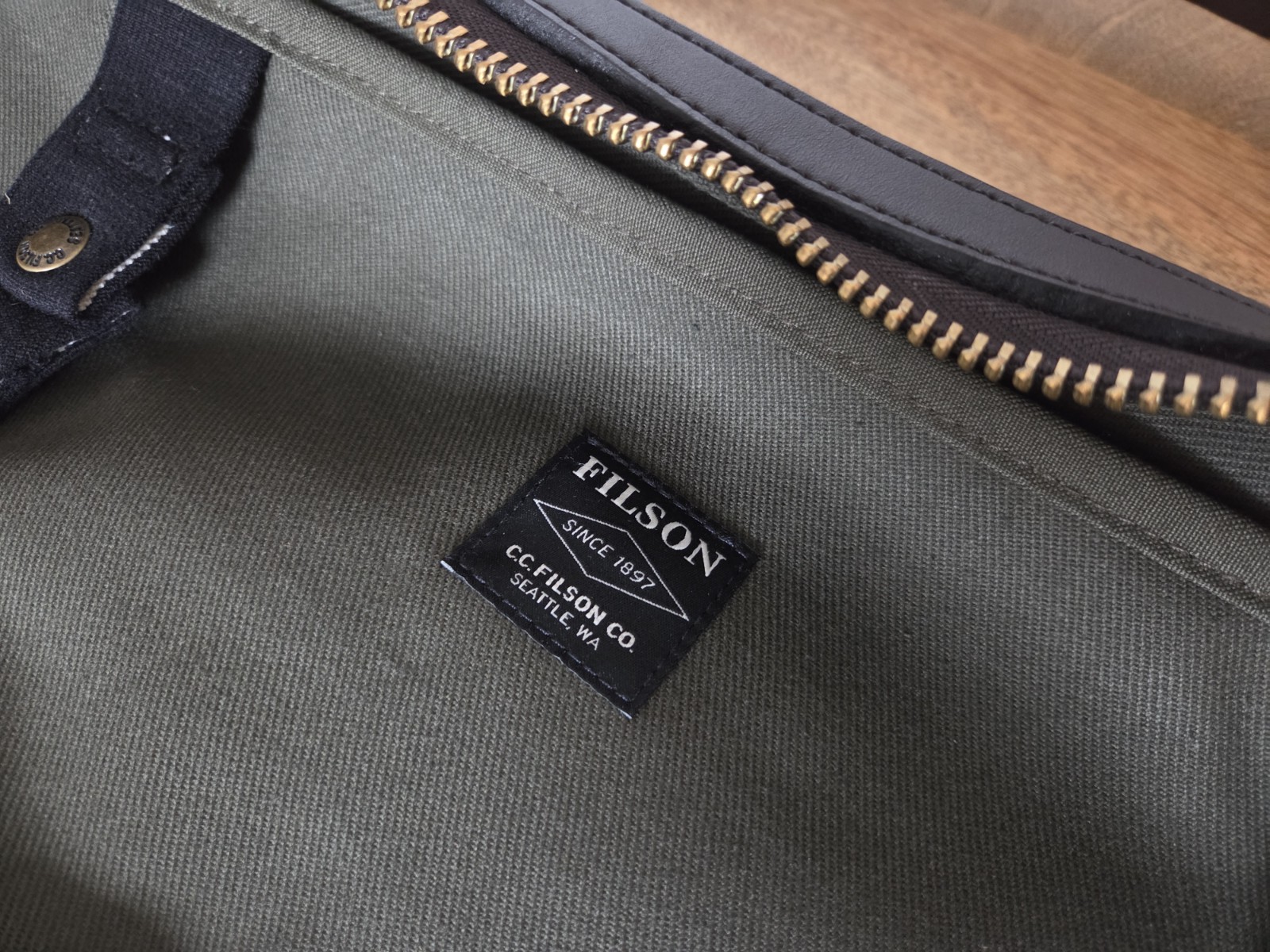 Filson Small Rugged Twill Pullman Suitcase | NWT | Otter Green | Made in USA