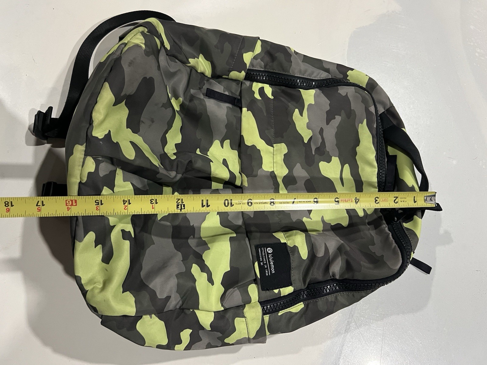 Lululemon Everyday Backpack 2.0 23L Heritage 365 Camo Green