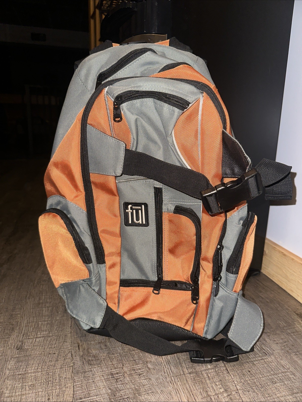 FULOrange and Gray Unixex Backpac Clean Nice Skateborad Two Strap