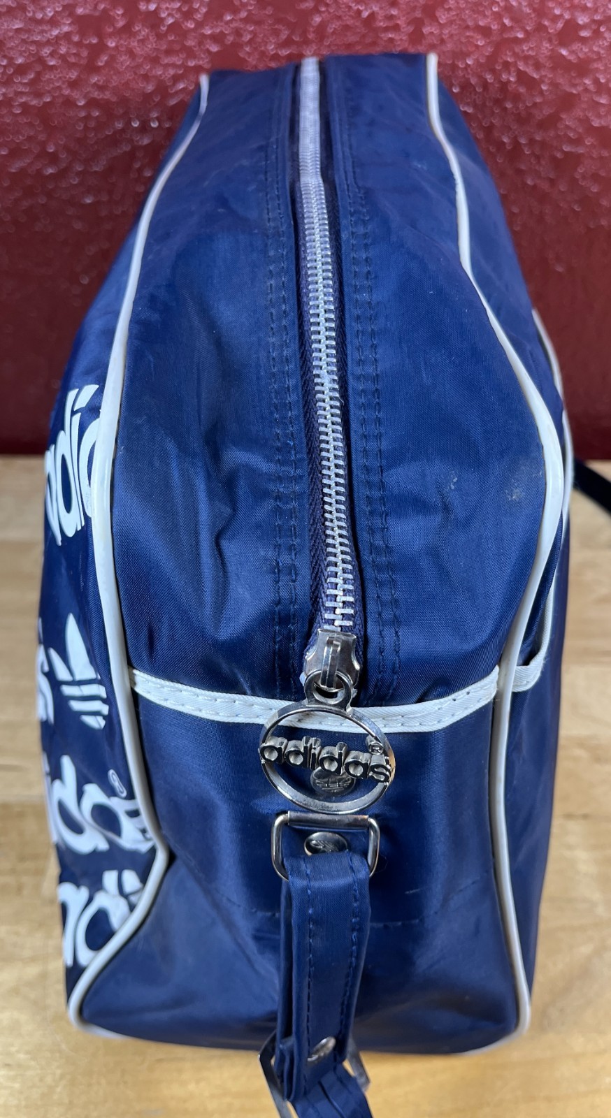 Vintage Original Adidas Trefoil Blue/White Duffel Gym Shoulder Strap Travel Bag