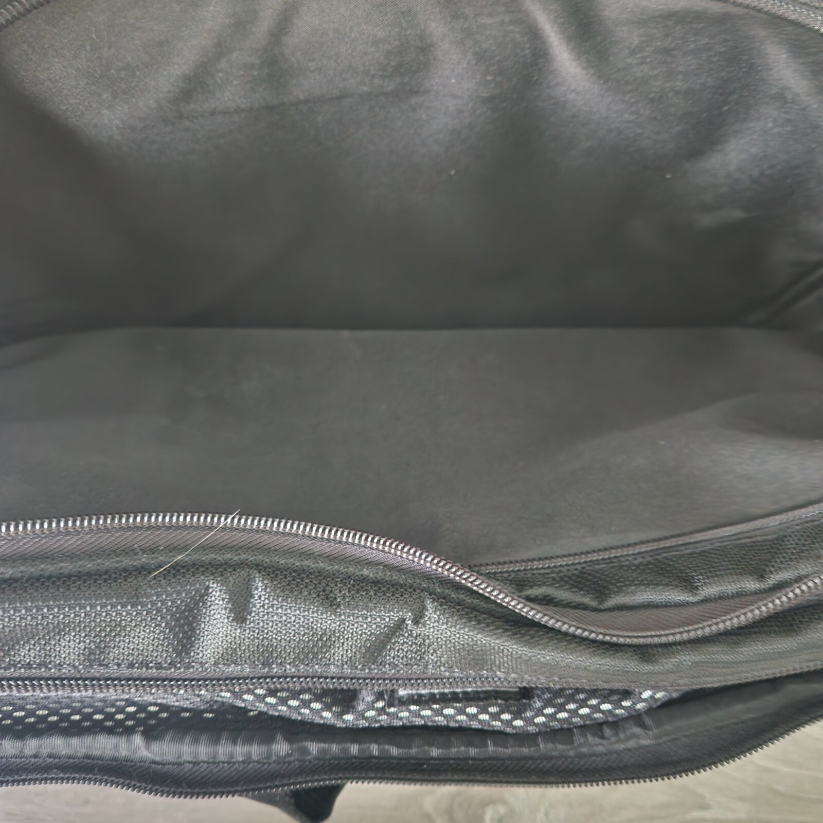 Tumi T-Tech T2 Carry On Expandable Nylon Ballistic Laptop Briefcase Bag w/ Strap