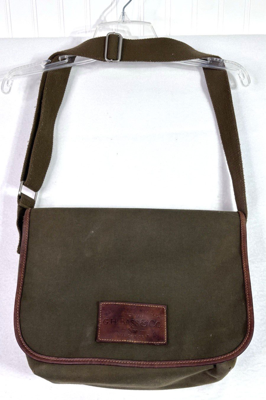 G.H. Bass Canvas Messenger Bag, 13 x 10 x 5 Olive and brown hook & loop fastener