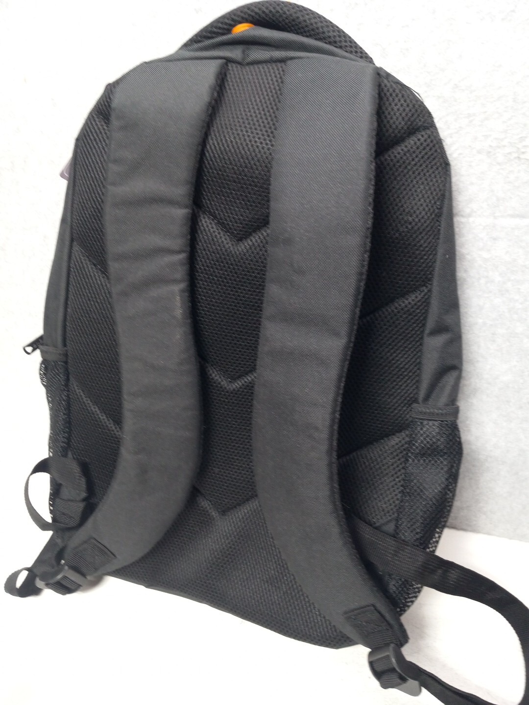 Targus Lightweight Black Sport Back Pack Travel Bag 12 x 5 x 17in